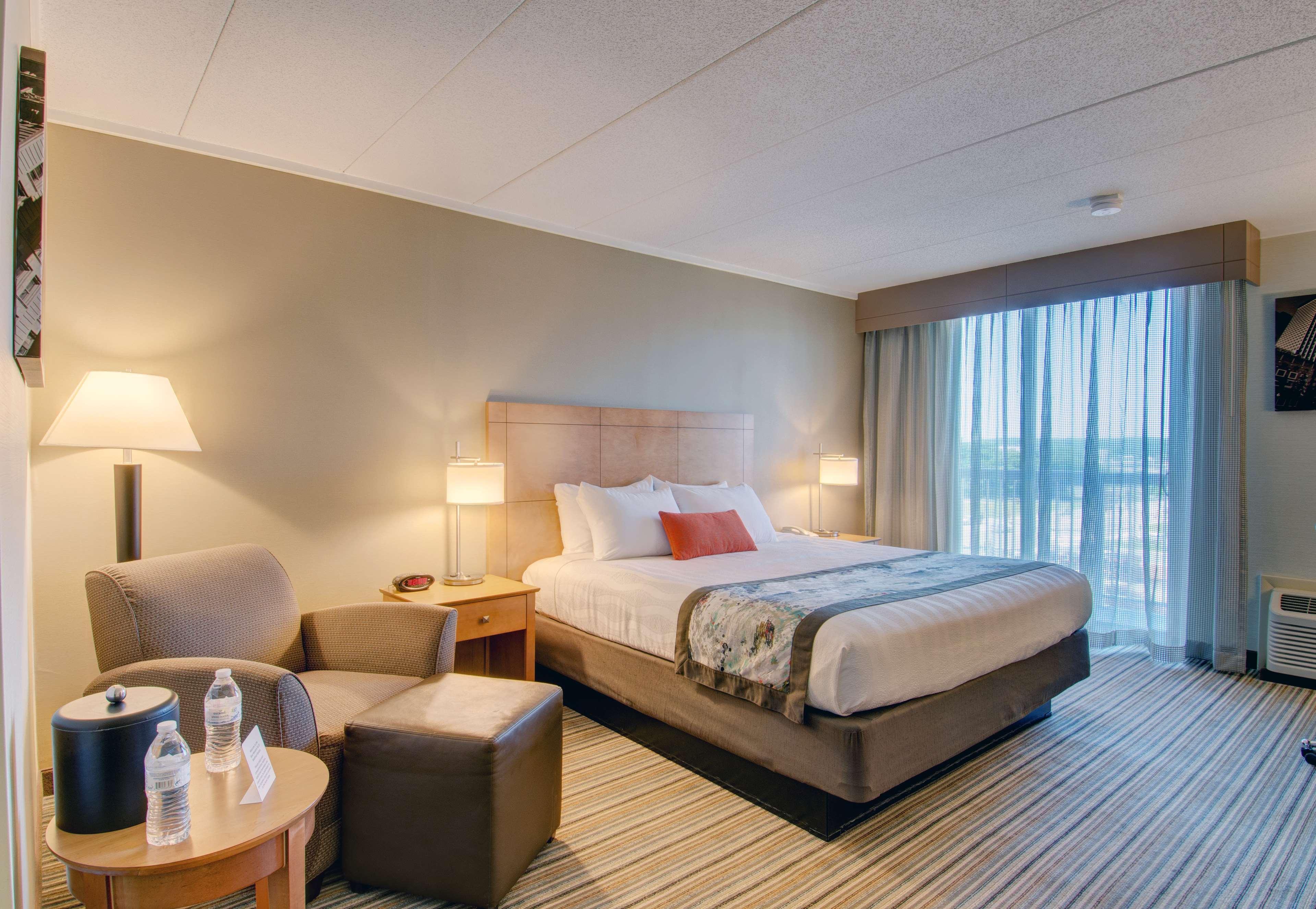 Best Western Plus Waltham Boston Екстериор снимка